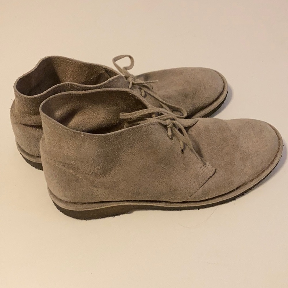 Clarks suede boots